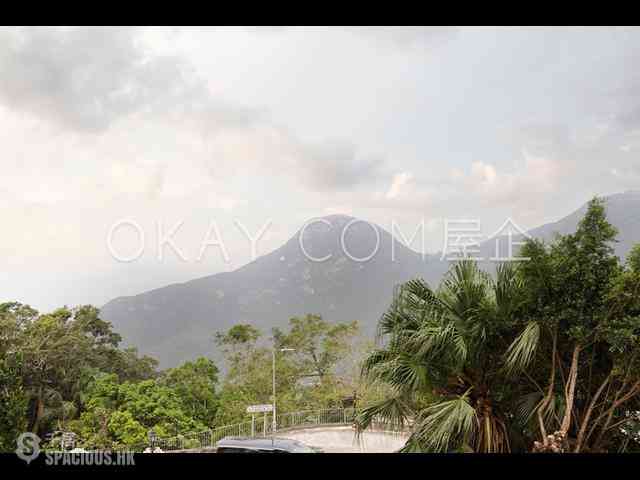 The Peak - Vivian Court 08