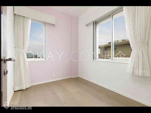 The Peak - Vivian Court 17