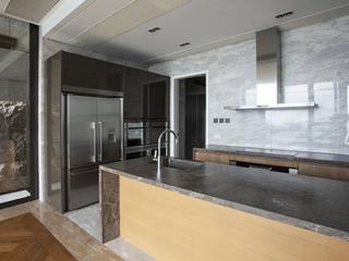 The Peak - 7-15 Mount Kellett Road 07
