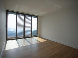 The Peak - 7-15 Mount Kellett Road 09