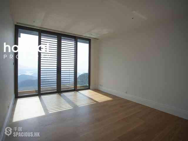 The Peak - 7-15 Mount Kellett Road 09