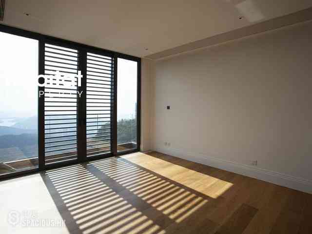 The Peak - 7-15 Mount Kellett Road 14