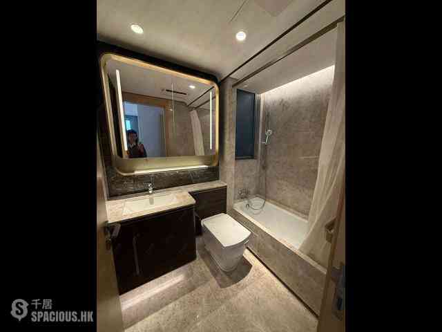 Wong Chuk Hang - The Southside Phase 2 La Marina Tower 2A 14