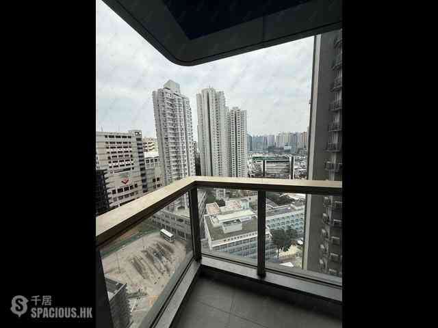 Wong Chuk Hang - The Southside Phase 2 La Marina Tower 2A 17
