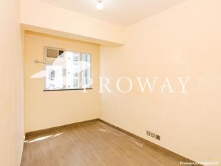 Mid Levels West - Bonanza Court 06