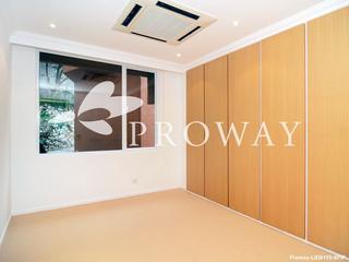 Chung Hom Kok - Pinewaver Villas 08