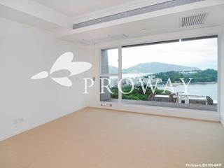 Chung Hom Kok - Pinewaver Villas 10