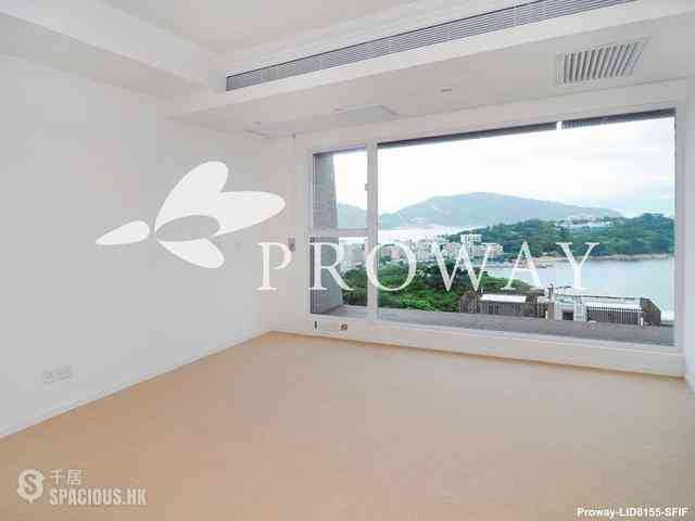 Chung Hom Kok - Pinewaver Villas 10