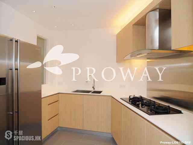 Chung Hom Kok - Pinewaver Villas 12