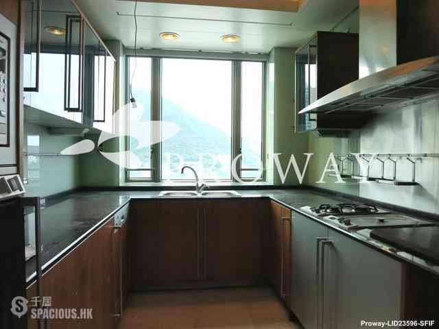 Repulse Bay - Grosvenor Place 11