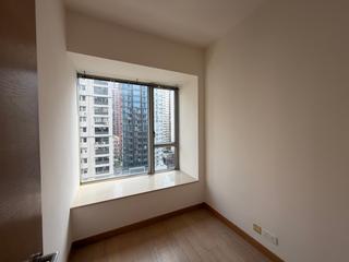 Sai Ying Pun - Island Crest 05