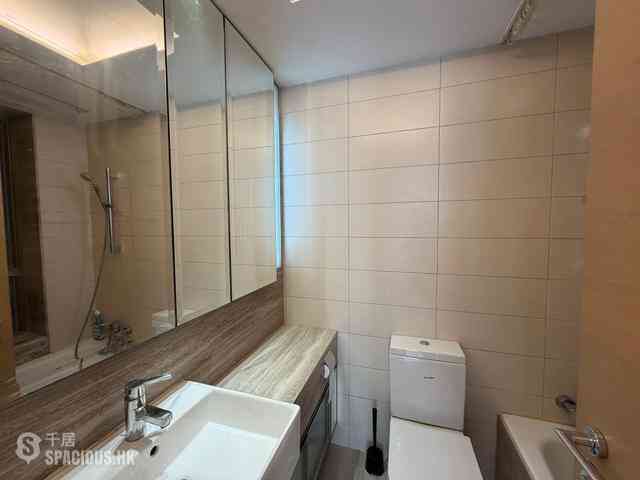 Sai Ying Pun - Island Crest 06