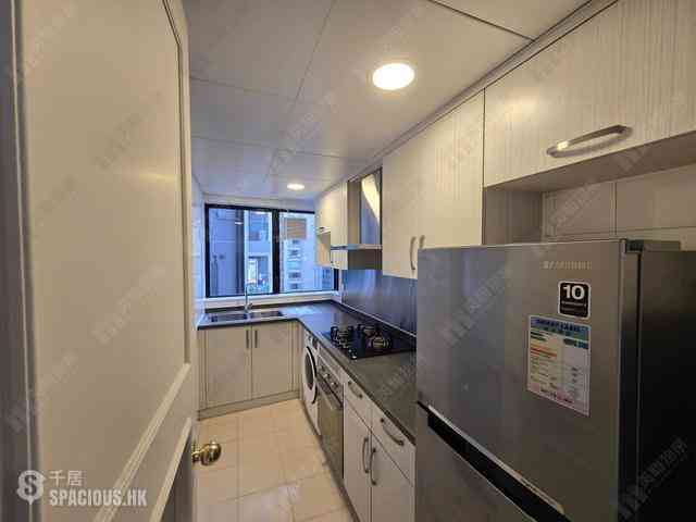 Mid Levels Central - 62B, Robinson Road 10