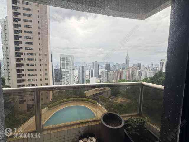 Mid Levels East - Hong Villa 03