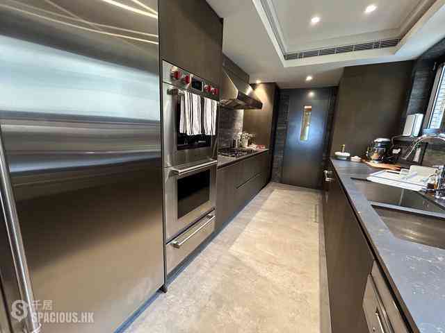 Mid Levels Central - Grenville House 07