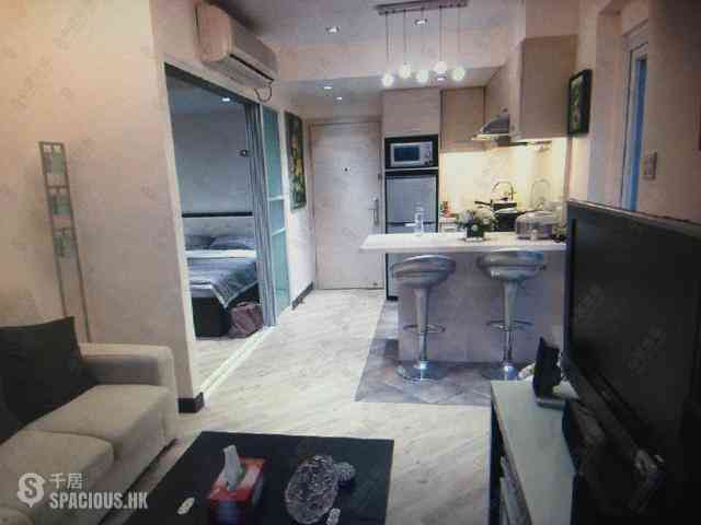 Soho - Sunrise House 01