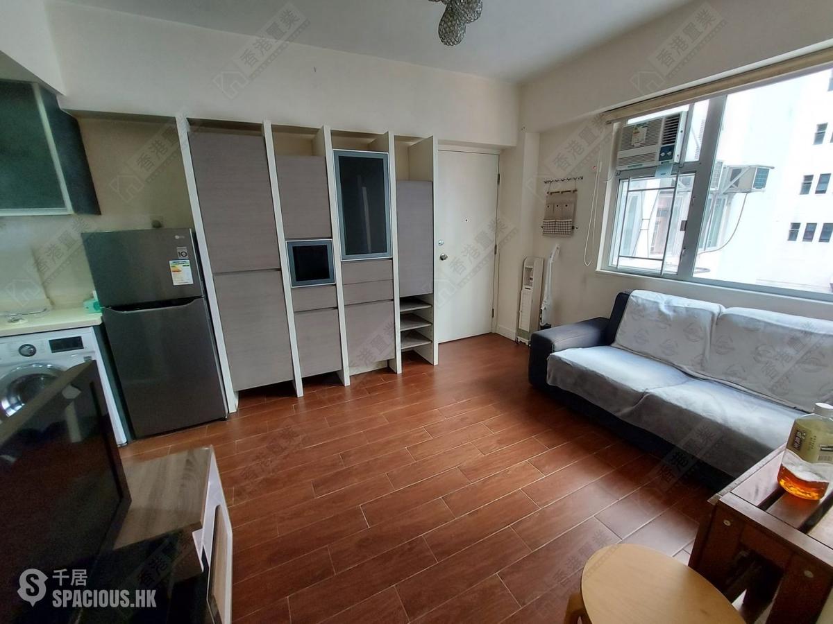 Wan Chai - Lok Ku House 01