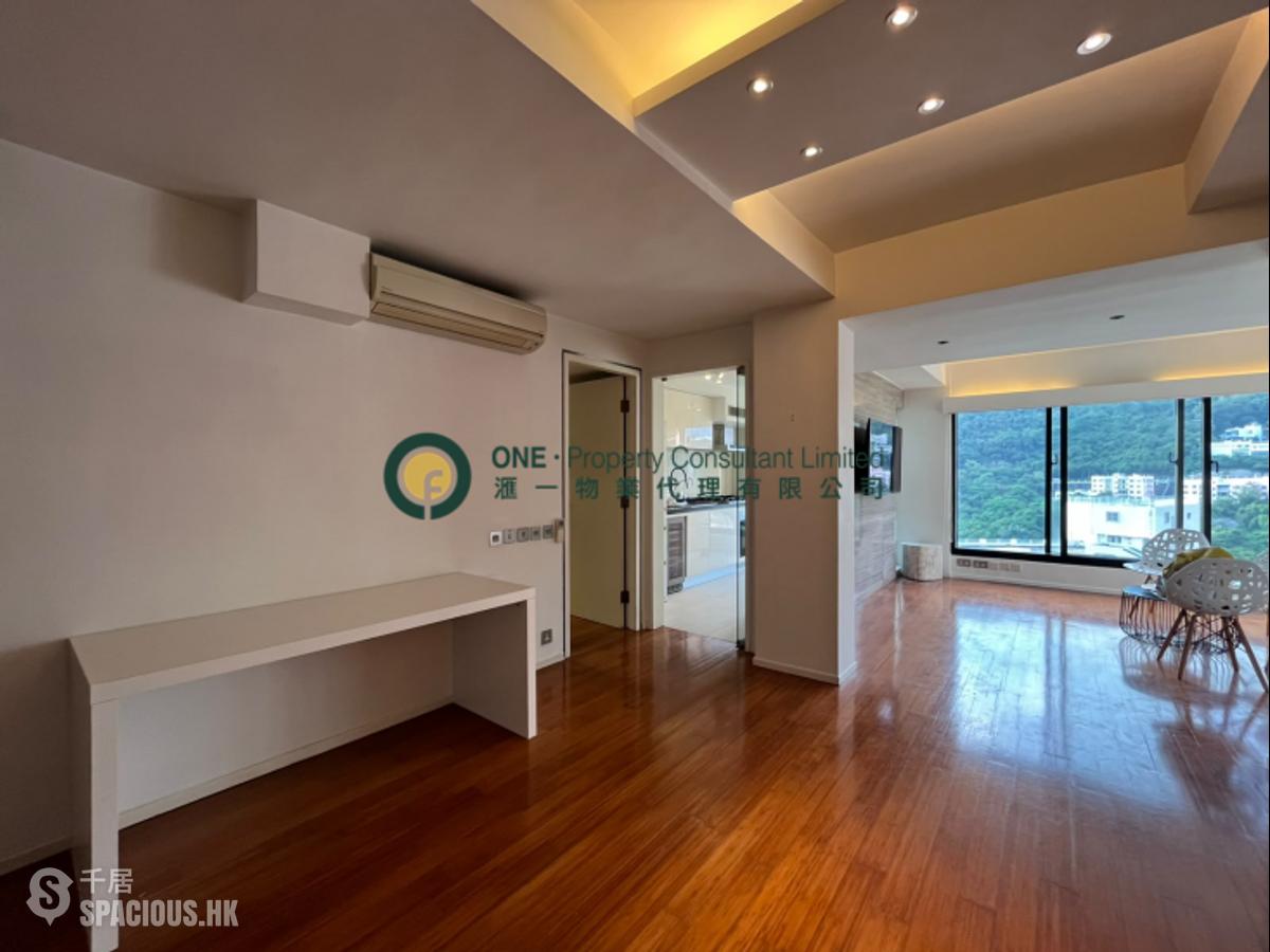 Pok Fu Lam - Aqua 33 01