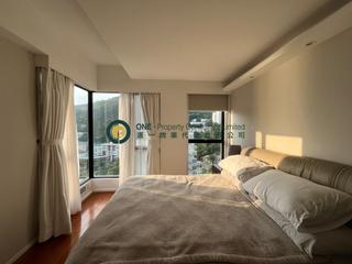 Pok Fu Lam - Aqua 33 07