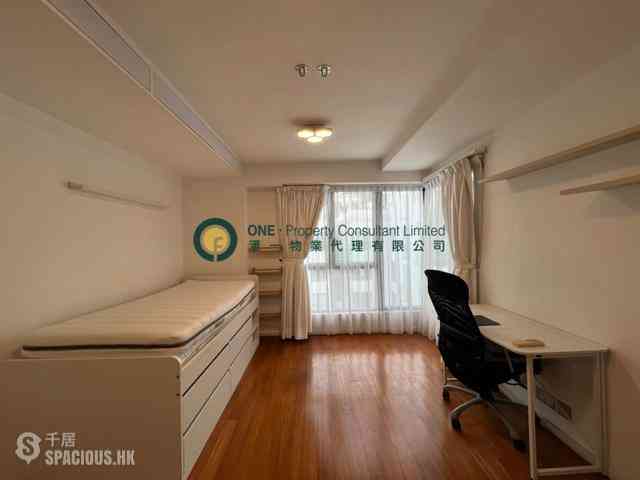 Pok Fu Lam - Aqua 33 11