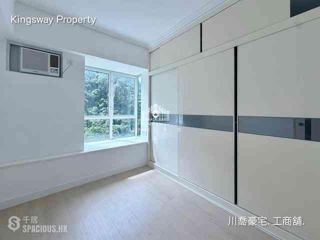 Mid Levels Central - Hillsborough Court Block 2 05