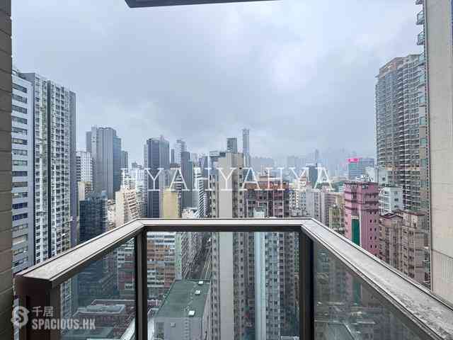 Wan Chai - The Avenue 03