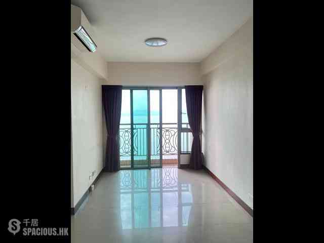 Kennedy Town - The Merton Tower 2 01