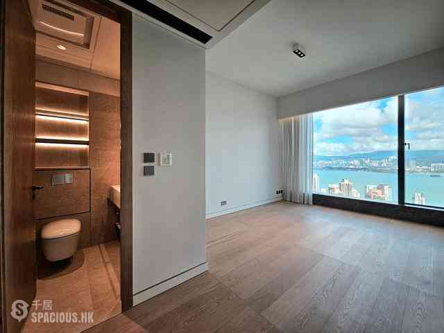 Mid Levels West - The Legacy Phase 1 Tower 2 13