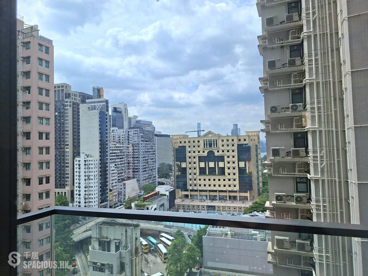 Tai Hang - The Warren 01