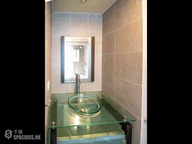 Mid Levels West - Rowen Court 08
