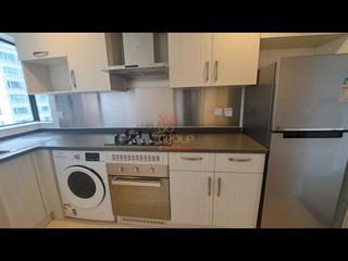 Mid Levels Central - 62B, Robinson Road 13
