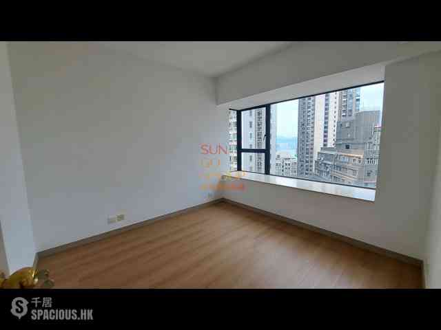 Mid Levels Central - 62B, Robinson Road 06