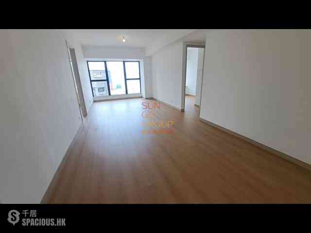 Mid Levels Central - 62B, Robinson Road 01