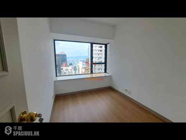 Mid Levels Central - 62B, Robinson Road 07