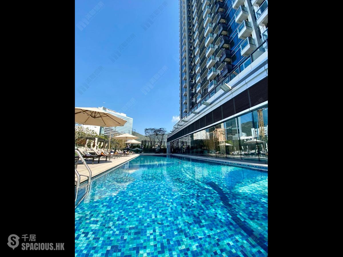 Wong Chuk Hang - The Southside Phase 1 Southland Tower 1A 01