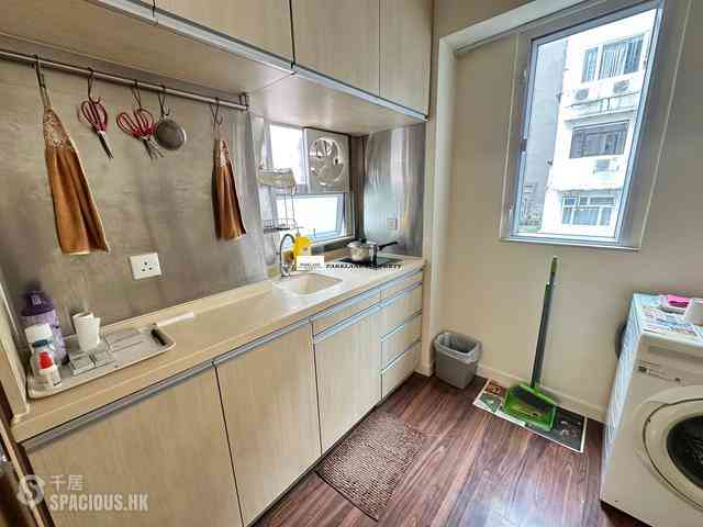 Happy Valley - Yen Lai Building 07