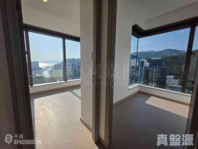 Wong Chuk Hang - The Southside Phase 3B Blue Coast Tower 1A 03
