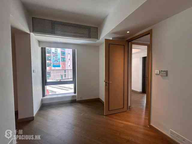 Mid Levels Central - 3, MacDonnell Road 05