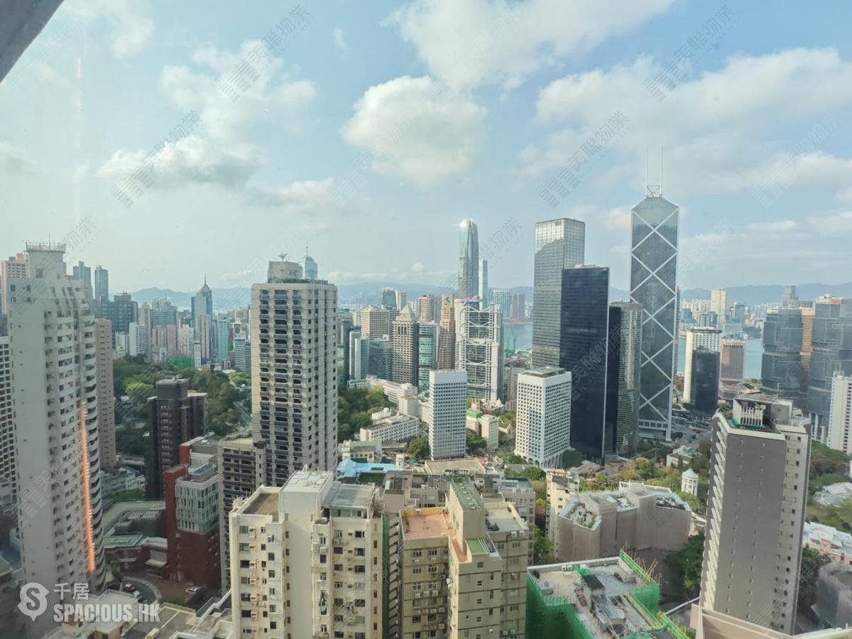 Mid Levels Central - Regence Royale 01