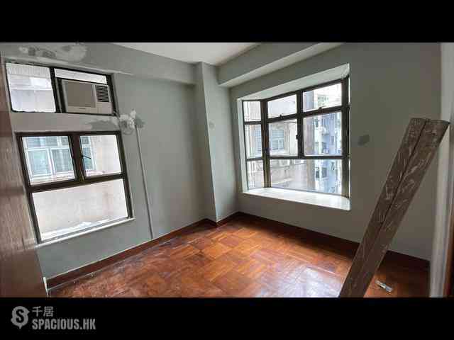 Tai Kok Tsui - Harbour Green Tower 1 05