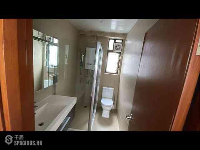 Tai Kok Tsui - Harbour Green Tower 1 07