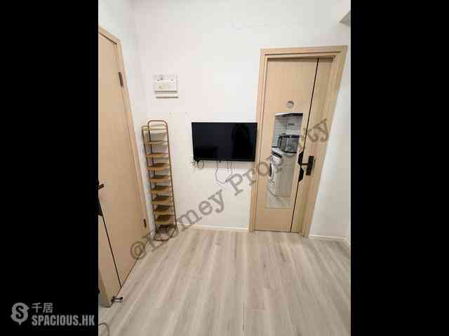 Causeway Bay - Hoi Deen Court 05