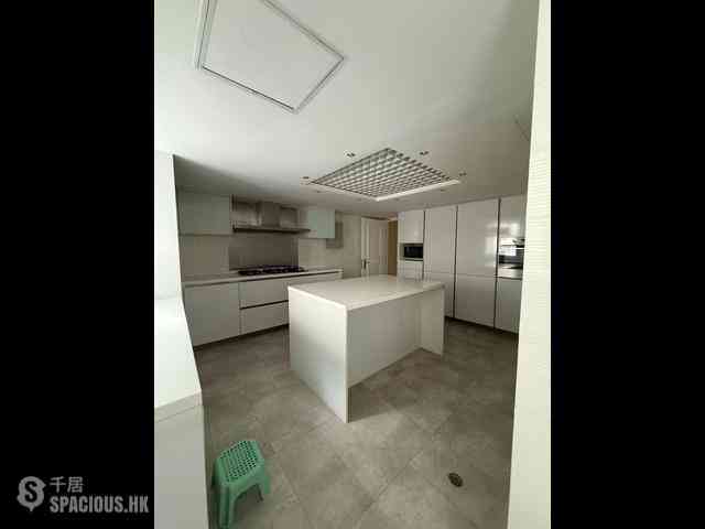 Pok Fu Lam - Villa Cecil 10