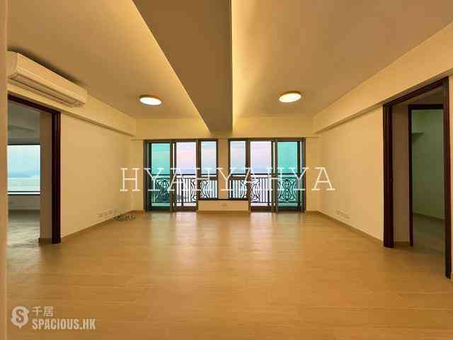 Kennedy Town - The Merton 04