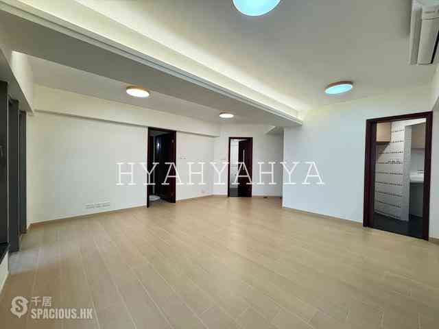 Kennedy Town - The Merton 12