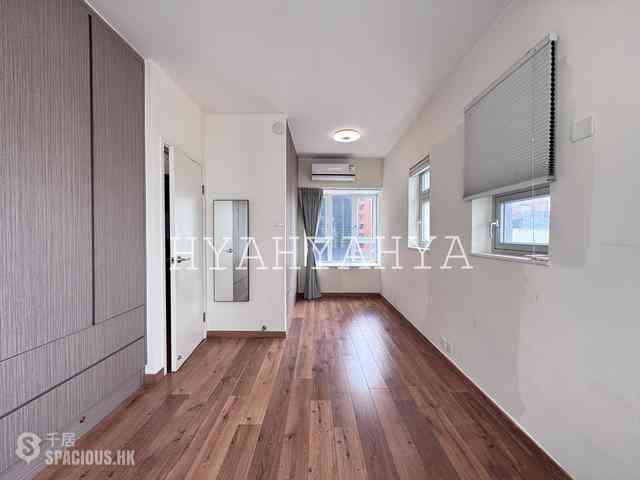 Mid Levels West - Bonham Court 06