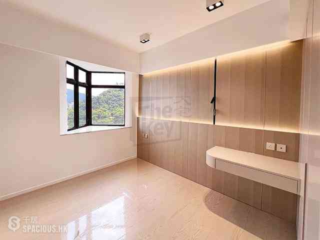 Mid Levels East - Bamboo Grove 08