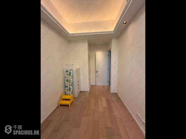 Mid Levels Central - The Morgan 20