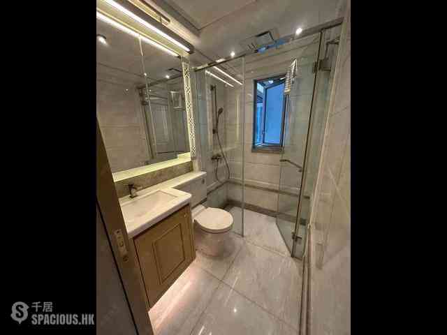 Sai Ying Pun - 63, Pokfulam Emerald House (Tower 2) 02