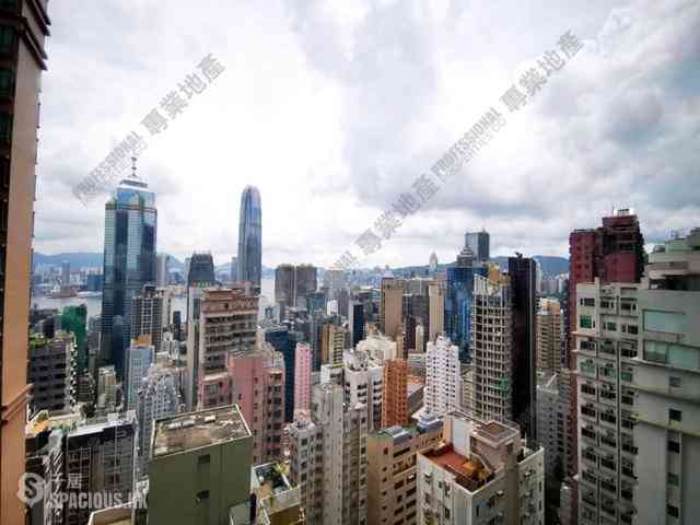 Mid Levels West - Fortune Gardens 03